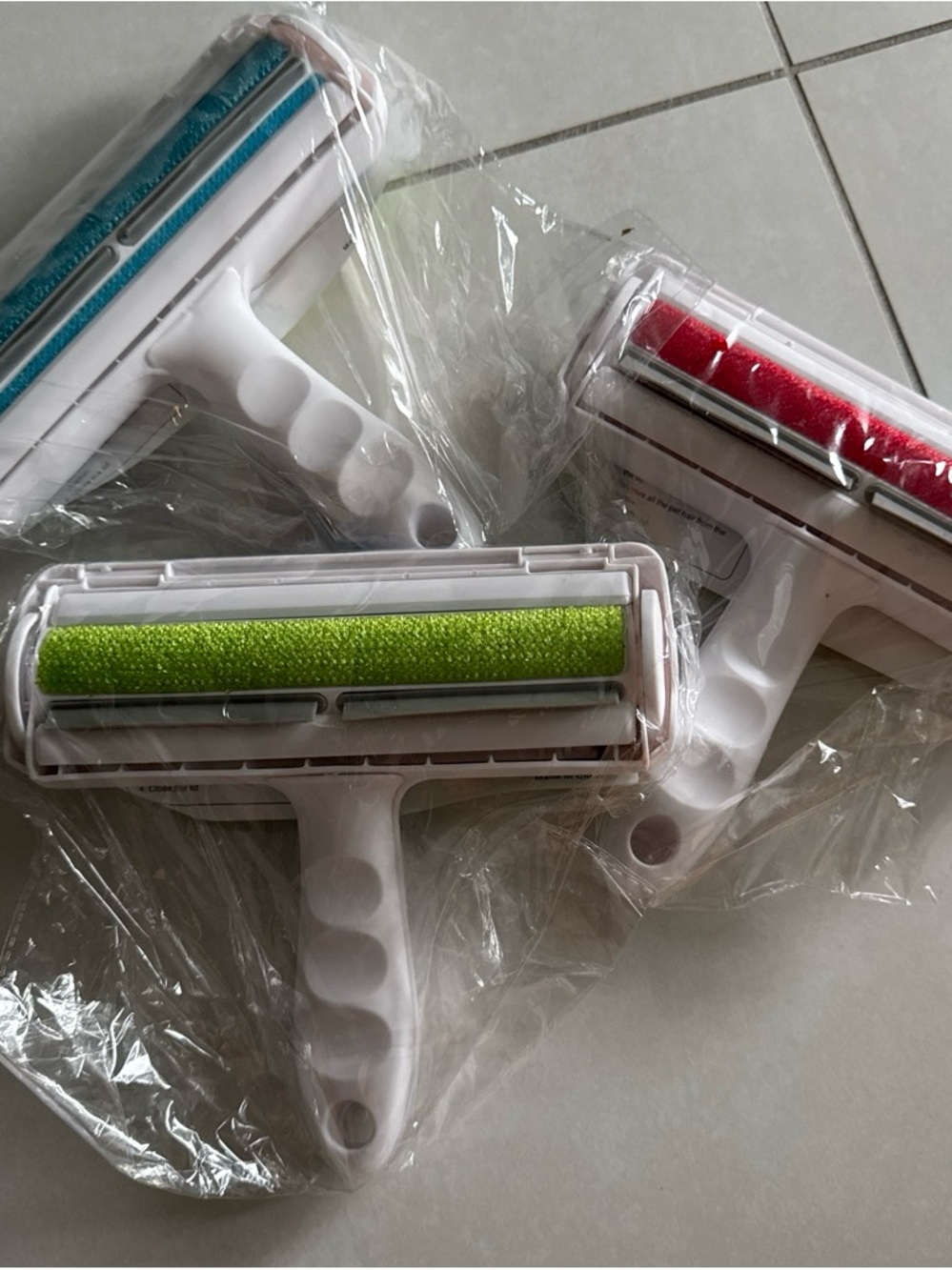 3 Multi-Color Lint Roller Set - Green, Red, Teal